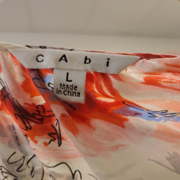 Women's blouse - Picture 2 of 2